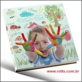 Fotolivros Ou Photobooks  12 Páginas 150g 15X21CM 4x4 Couche brilho Capa papel paraná Miolo papel Hot Melt