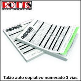 Talão autocopiativo numerado 3 vias Papel Offset 53g/m² 21x29,7 cm 1x0 1ª Via Papel Autocopiativo Branco 2ª Via Papel Autocopiativo Amarelo 3ª Via Papel Autocopiativo Azul Blocagem 50x3 vias, Numeração, Serrilha, Grampo e Refile 